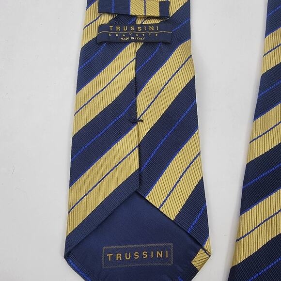 Trussini Cravatte Hand Made Silk Tie Italy Striped Size 61" - Picture 4 of 5